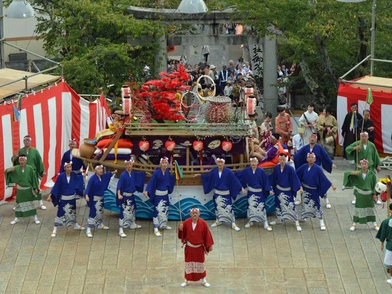 油屋町の奉納