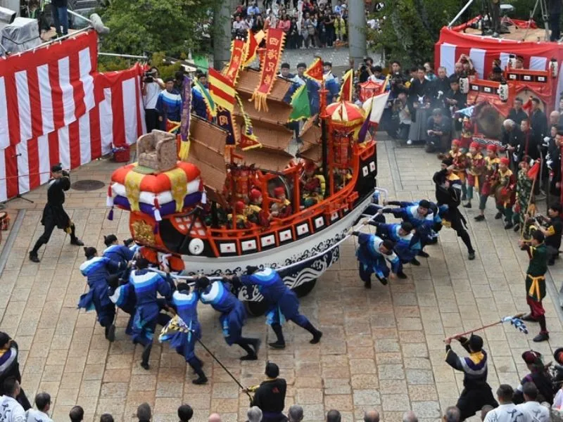 大黒町の奉納