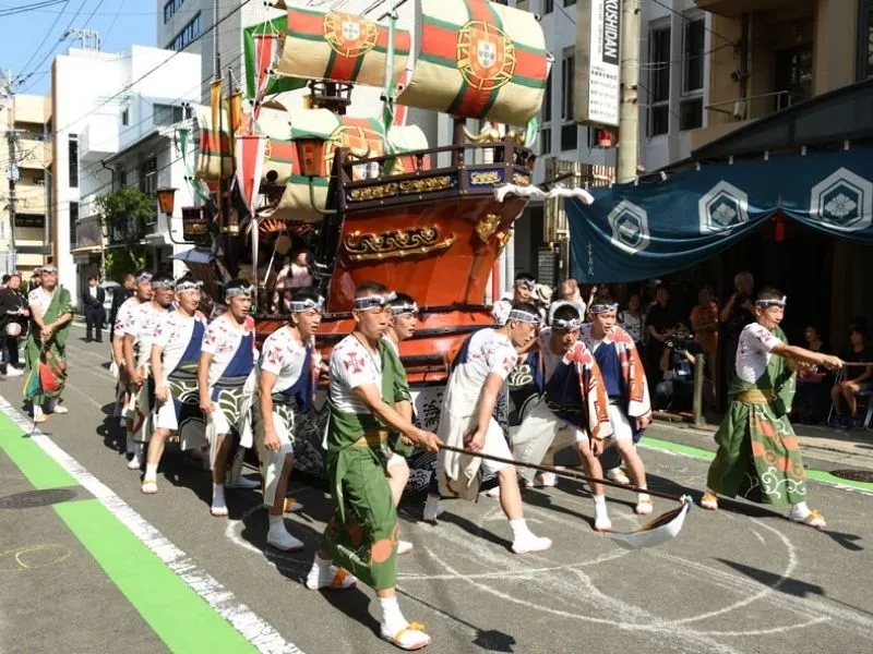 銅座町の奉納