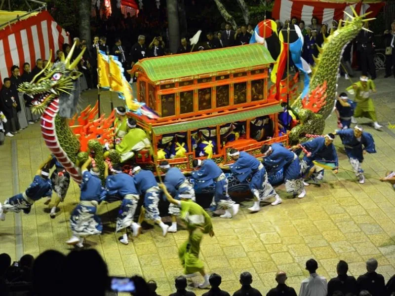 西濵町の奉納