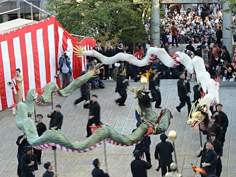 諏訪町の演し物