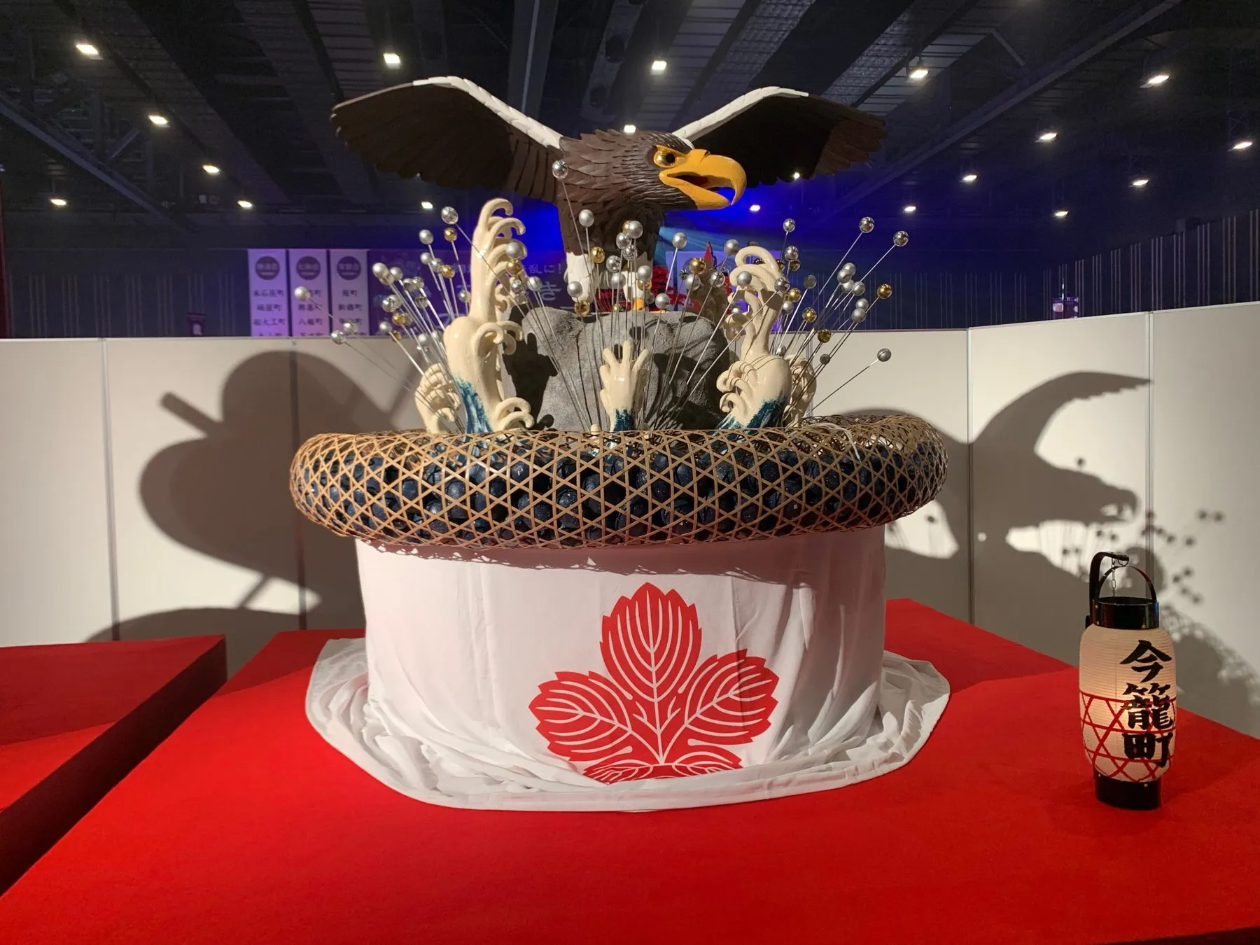 ながさき大くんち展に飾られた今籠町の傘鉾