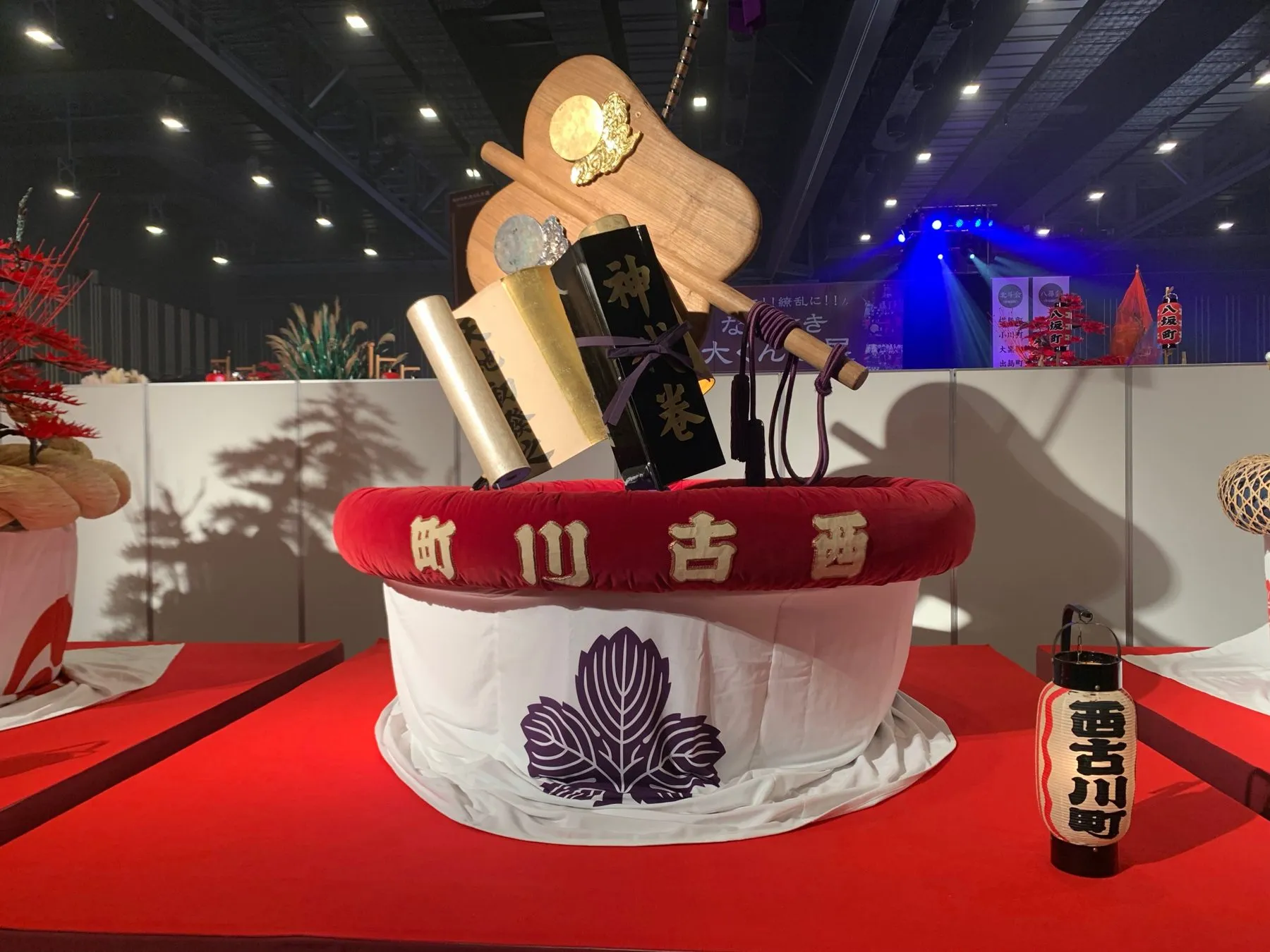 ながさき大くんち展に飾られた西古川町の傘鉾